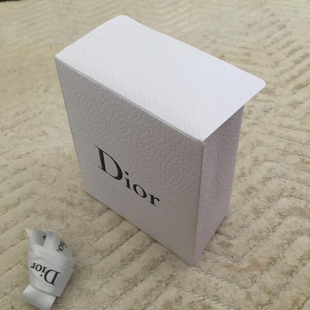 Dior(ディオール)のDior ギフトボックスセット インテリア/住まい/日用品のオフィス用品(ラッピング/包装)の商品写真