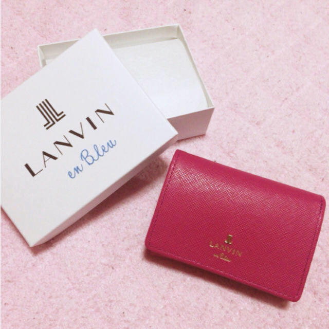 LANVIN ୨୧ 未使用！3つ折り財布