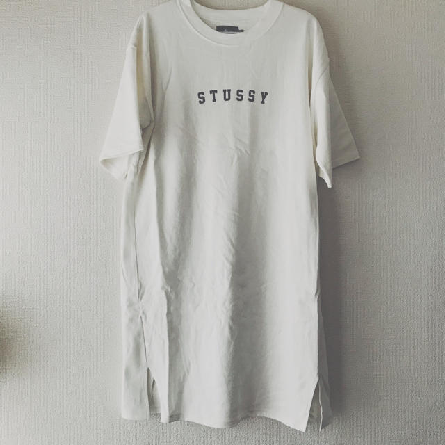 stussy ビッグシルエットTシャツ