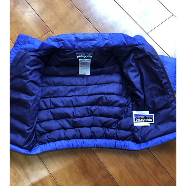 patagonia(パタゴニア)の♡パタゴニア キッズダウン♡ キッズ/ベビー/マタニティのベビー服(~85cm)(ジャケット/コート)の商品写真