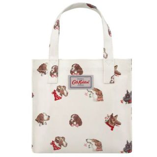 キャスキッドソン(Cath Kidston)の新品☆キャスキッドソン 犬モチーフ スモールブックバッグ トートバッグ(トートバッグ)