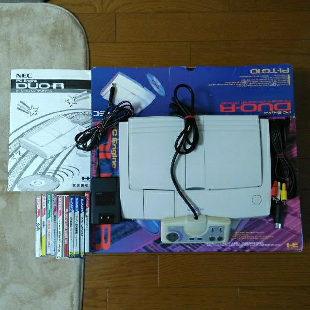 【値下げしました】PCエンジン DUO-R　ゲーム機本体ソフト付きゲームソフト/ゲーム機本体