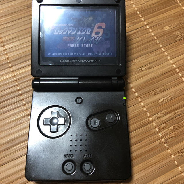 ゲームボーイアドバンス(ゲームボーイアドバンス)のGAME BOY ADVANCE SPと007とロックマンエグゼ エンタメ/ホビーのゲームソフト/ゲーム機本体(携帯用ゲーム機本体)の商品写真