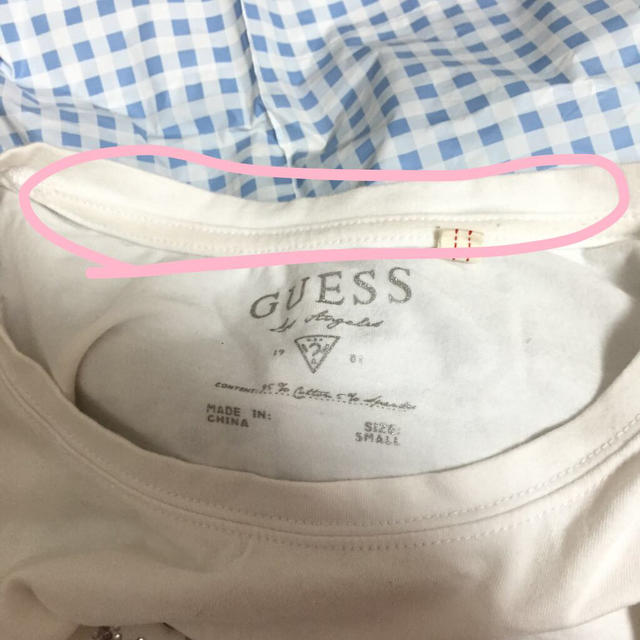GUESS(ゲス)のGUESS Tシャツ レディースのトップス(Tシャツ(半袖/袖なし))の商品写真