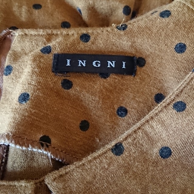 INGNI(イング)の【INGNI 美品】秋冬 襟つき ブラウン ブラック ドット柄ワンピース M レディースのワンピース(ひざ丈ワンピース)の商品写真