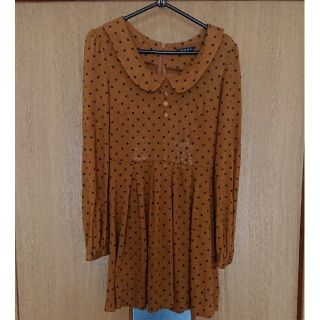 イング(INGNI)の【INGNI 美品】秋冬 襟つき ブラウン ブラック ドット柄ワンピース M(ひざ丈ワンピース)