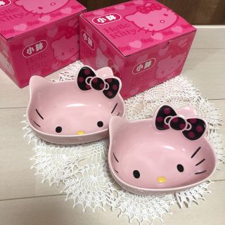 ハローキティ(ハローキティ)の【新品・未使用】ハローキティ❤︎小鉢セット❤︎ピンク❤︎(食器)