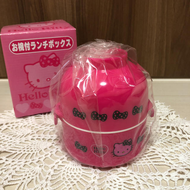 ハローキティ(ハローキティ)の【新品・未使用】ハローキティ❤︎お椀付きランチボックス❤︎ピンク❤︎ インテリア/住まい/日用品のキッチン/食器(弁当用品)の商品写真