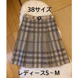 バーバリー(BURBERRY)の超美品本物バーバリーBurberry上質シルク混チェック柄フレアスカート♫(ひざ丈スカート)