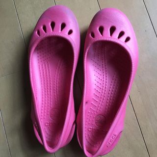 クロックス(crocs)のクロックス ピンク サンダル(サンダル)