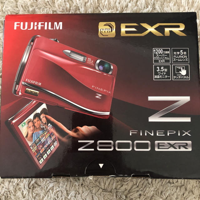 FUJIFILM FINEPIX Z800EXR デシカメ