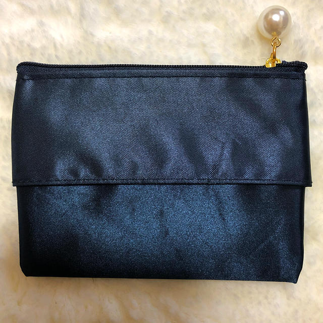 LANVIN en Bleu(ランバンオンブルー)のLANVIN ティッシュケース ネイビー 小物入れ レディースのファッション小物(ポーチ)の商品写真