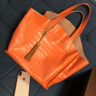 フルラ(Furla)の春　フルラ トートバッグ大 鮮やかオレンジ！美品！(トートバッグ)