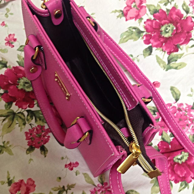 ピンクミニバック レディースのバッグ(ハンドバッグ)の商品写真