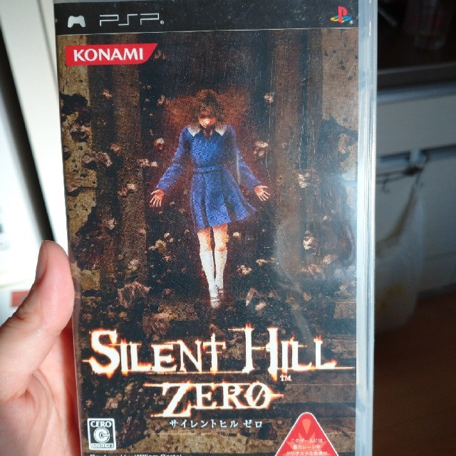 KONAMI(コナミ)のSILENT HILL ZERO エンタメ/ホビーのゲームソフト/ゲーム機本体(家庭用ゲームソフト)の商品写真