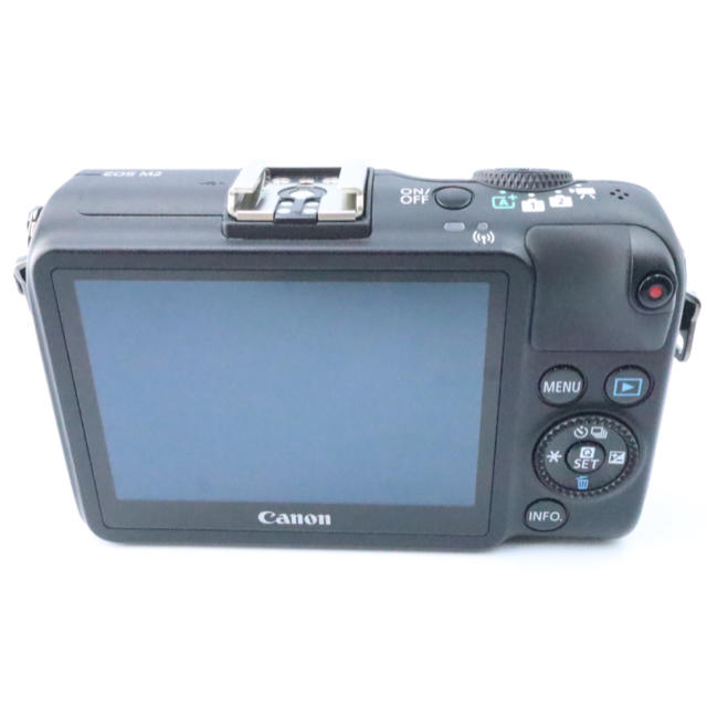 Canon(キヤノン)の極美品❤️Canon EOS M2❤️ブラック レンズキット レンズプロテクタ付 スマホ/家電/カメラのカメラ(ミラーレス一眼)の商品写真