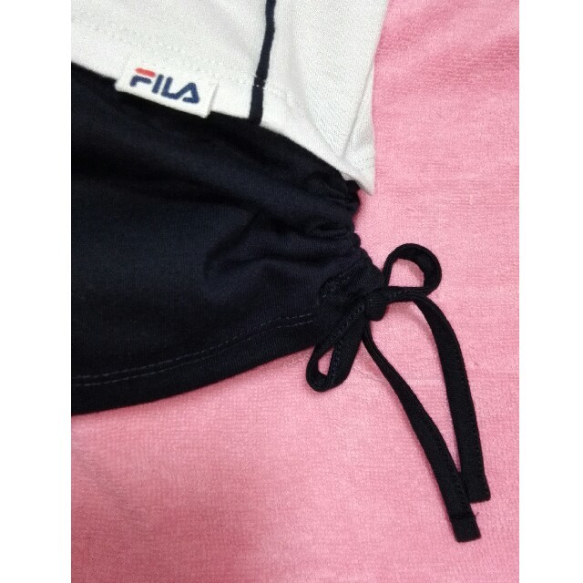 FILA(フィラ)の白地に黒線FILA チュニック レディースのトップス(Tシャツ(半袖/袖なし))の商品写真