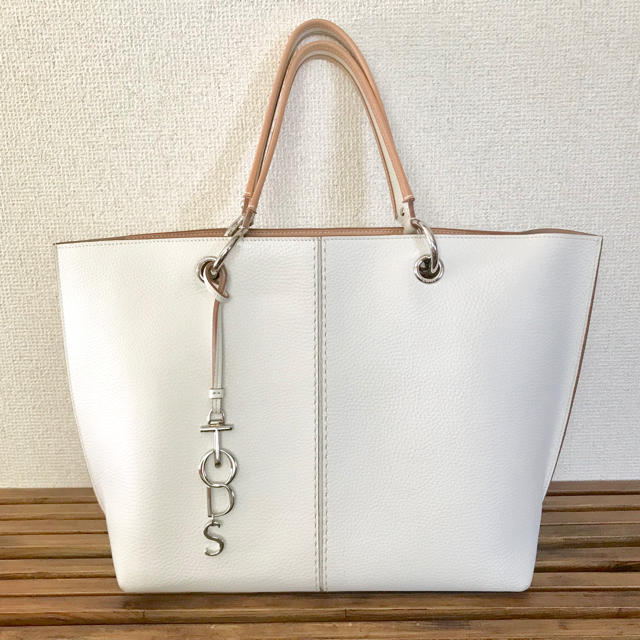 トッズ トートバッグ TOD'S JOY BAG MEDIUM A4サイズ対応シルバーサイズ