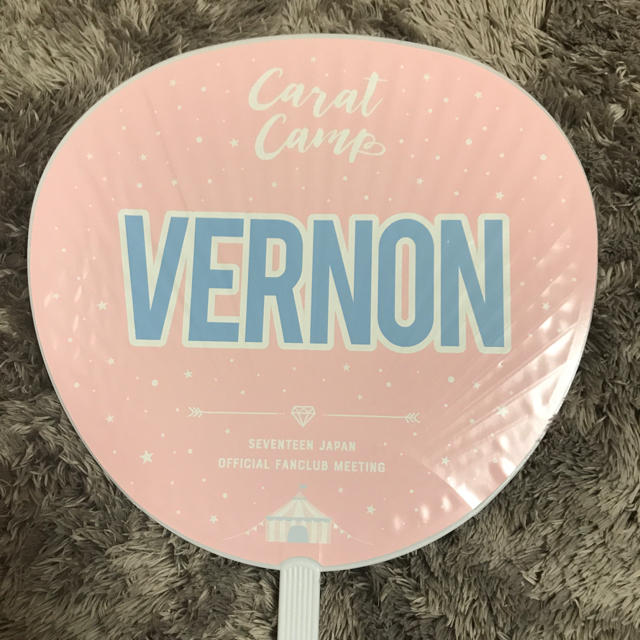 SEVENTEEN(セブンティーン)のSEVENTEEN vernon エンタメ/ホビーのタレントグッズ(アイドルグッズ)の商品写真