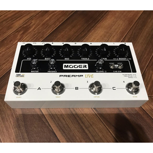 MOOER PREAMP LIVEギター