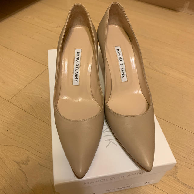 最終値下げ　MANOLO BLAHNIK ベージュ 37