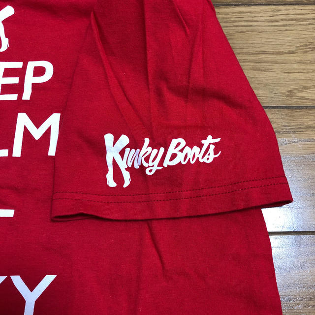 お値下げ中！ミュージカル Kinky Boots NY公演オリジナルTシャツ チケットの演劇/芸能(ミュージカル)の商品写真