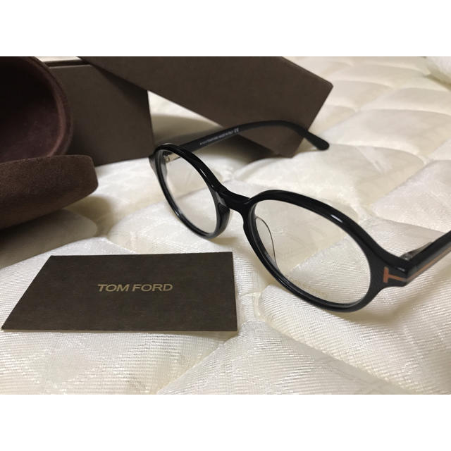 TOM FORD(トムフォード)の【新品未使用】TOM FORD ウェリントン サングラス メンズのファッション小物(サングラス/メガネ)の商品写真