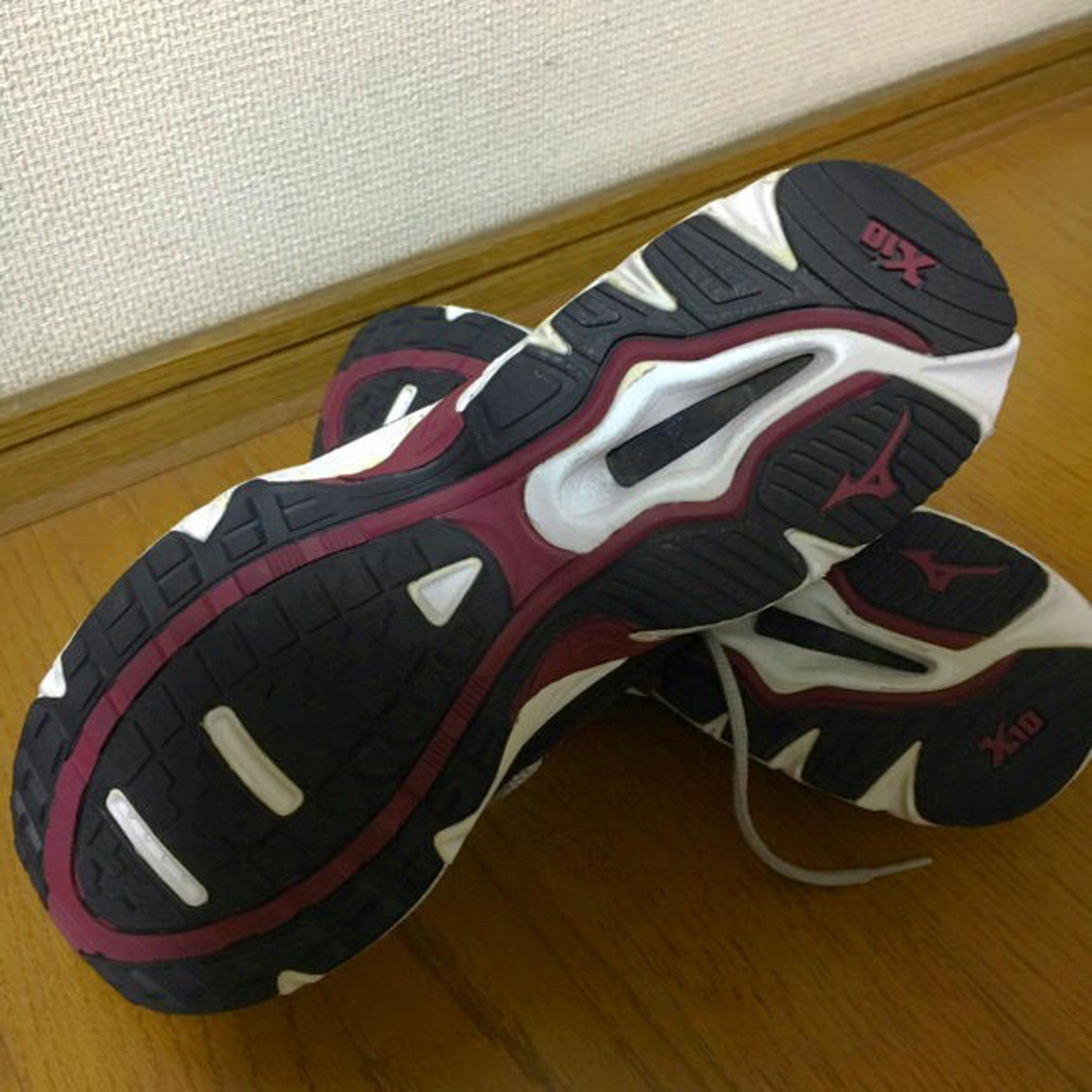 MIZUNO(ミズノ)のMIZUNO メンズスニーカーX10  メンズの靴/シューズ(スニーカー)の商品写真