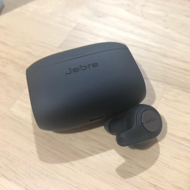 Jabra ELITE active 65t 充電器のみ