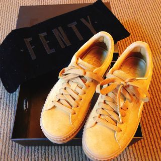 プーマ(PUMA)の FENTY PUMA リアーナ ブラウン 希少(スニーカー)