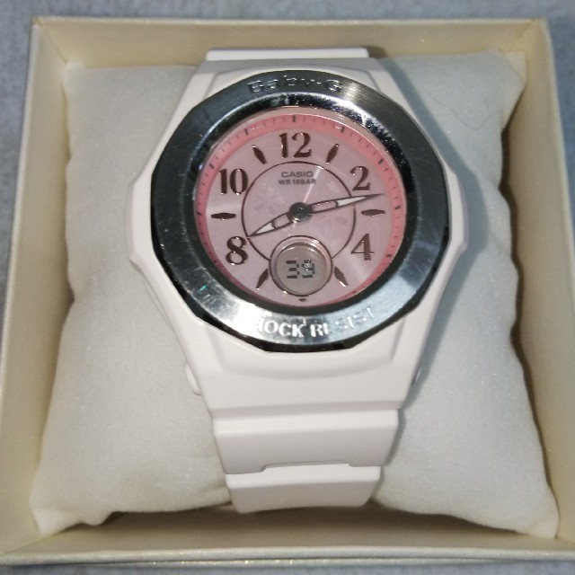 Baby-G(ベビージー)のるりねこさん専用 Baby-G BGA-1050BL-4BJF 電波ソーラー レディースのファッション小物(腕時計)の商品写真