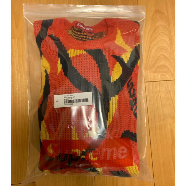 Supreme(シュプリーム)のSupreme Tribal Camo Sweater メンズのトップス(ニット/セーター)の商品写真