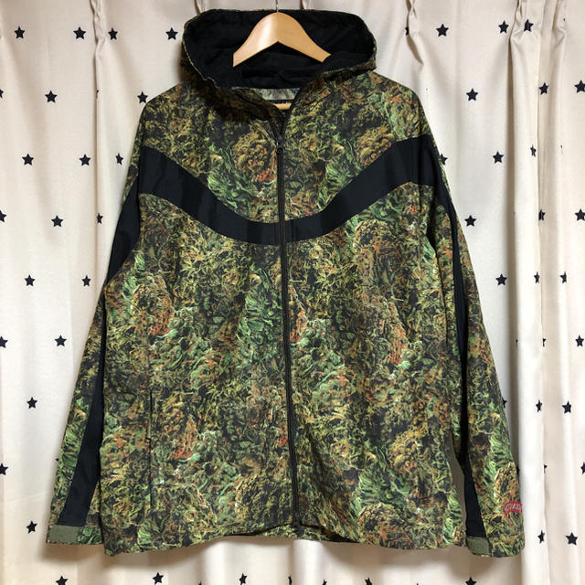 nitraid(ナイトレイド)のNITRAID LIGHT TRACK HOODIE DOOP FOREST♪ メンズのジャケット/アウター(ナイロンジャケット)の商品写真