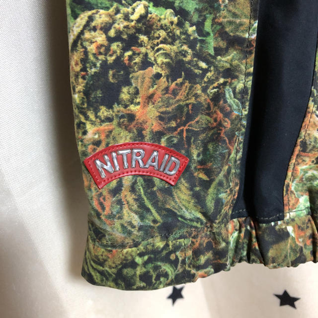 nitraid(ナイトレイド)のNITRAID LIGHT TRACK HOODIE DOOP FOREST♪ メンズのジャケット/アウター(ナイロンジャケット)の商品写真