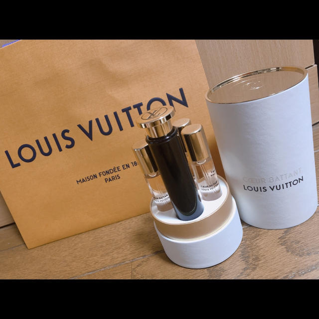 最新作9/5発売 LOUIS VUITTON CœurBattantクールバタン 最新作9/5発売 LOUIS VUITTON CœurBattantクールバタン