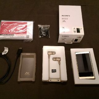 ウォークマン(WALKMAN)のSONY ウォークマン NW-A55HN（純正ケースと16GBmicroSD付）(ポータブルプレーヤー)