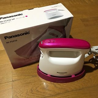 パナソニック(Panasonic)の衣類スチーマー(アイロン)