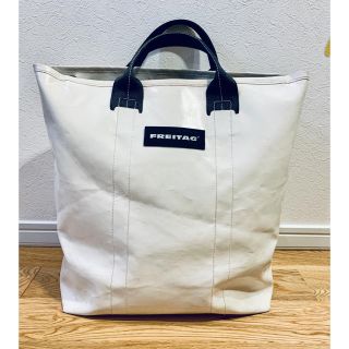 フライターグ(FREITAG)のフライターグ FREITAG F203 BOB ボブ オールホワイト(トートバッグ)