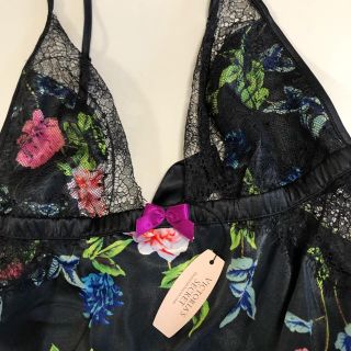 ヴィクトリアズシークレット(Victoria's Secret)のヴィクトリアシークレットのキャミソール(キャミソール)