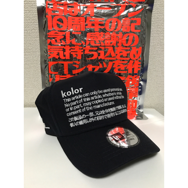 kolor(カラー)のkolor × newera 南青山店 10周年記念キャップ&Tシャツセット メンズの帽子(キャップ)の商品写真