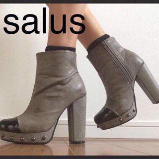 サルース(salus)のsalus♡春名亜美コラボブーティー(ブーティ)