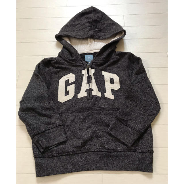 babyGAP(ベビーギャップ)のbaby gap パーカー トレーナー キッズ/ベビー/マタニティのキッズ服男の子用(90cm~)(カーディガン)の商品写真