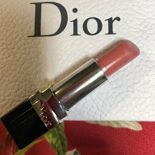 Dior(ディオール)のミースケ様専用■ Dior■ルージュディオール ヌード■263 SWAN スワン コスメ/美容のベースメイク/化粧品(口紅)の商品写真