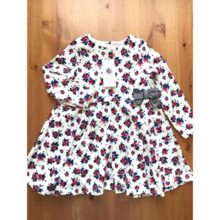 プチバトー(PETIT BATEAU)の☆Sale☆18m プチバトー ベリープリントスウェットワンピース(ワンピース)