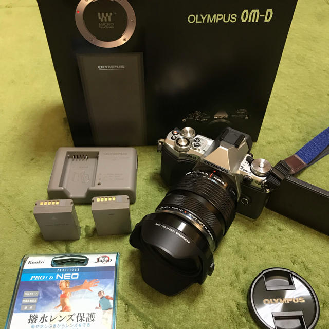 受注生産品】 OLYMPUS - OLYMPUS OM-D E-M5Mark2 PROレンズキット