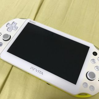 プレイステーションヴィータ(PlayStation Vita)のPSVITA(携帯用ゲーム機本体)