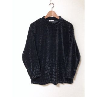 アメリヴィンテージ(Ameri VINTAGE)のvintage tops ベロア アニマル柄 モックネックトップス レトロ(カットソー(長袖/七分))