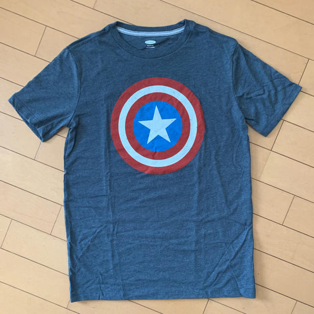 Old Navy(オールドネイビー)の新品キャプテンアメリカ キッズTシャツ XL キッズ/ベビー/マタニティのキッズ服男の子用(90cm~)(Tシャツ/カットソー)の商品写真