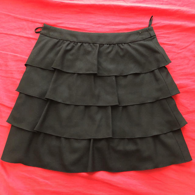 INGNI(イング)のINGNIイングフリルスカート☆黒ブラック レディースのスカート(ミニスカート)の商品写真