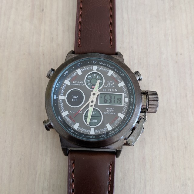 多機能LED日付アラームレザー防水腕時計 メンズの時計(腕時計(デジタル))の商品写真